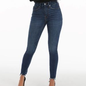 Good American- GOOD LEGS CHEWED HEM